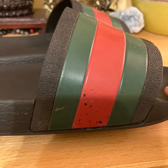 Gucci Pursuit 72 Pool Slides Slip-on Black Sandals Flip Flops Size 8M/9.5W - Picture 10 of 14